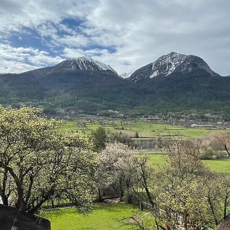 Appartement Dans Une Maison De Pays Briançon Exteriör bild